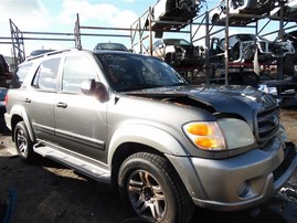 2004 Toyota Sequoia SR5 Gray 4.7L AT 2WD #Z23168